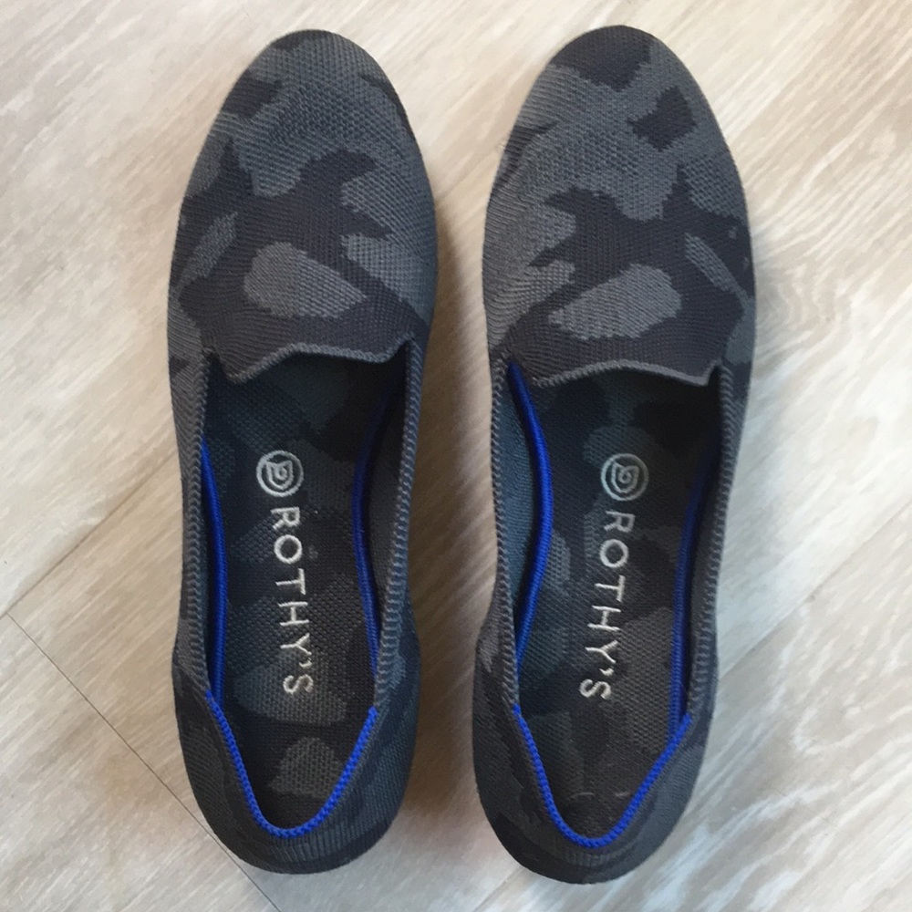 ROTHYS BLACK CAMO LOAFERS SIZE 9